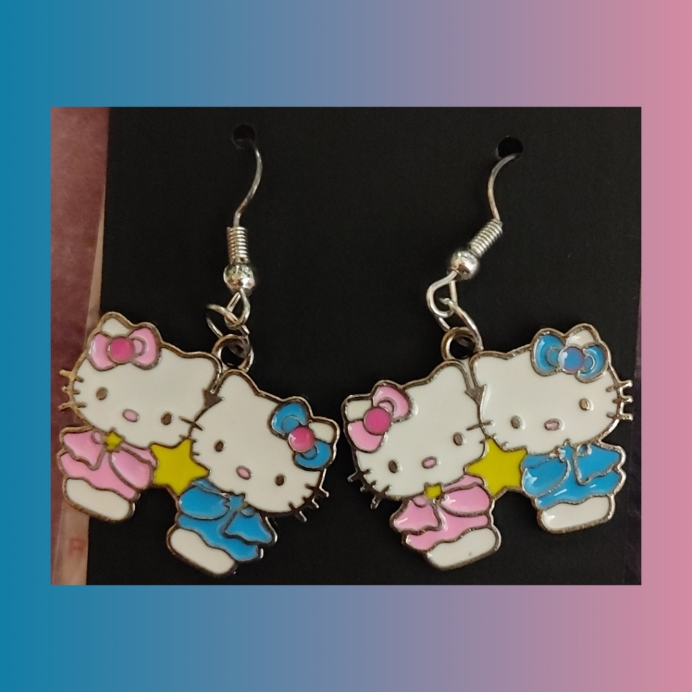 ✨4/$10✨Handmade Hello Kitty Sanrio Pink and Blue Earrings